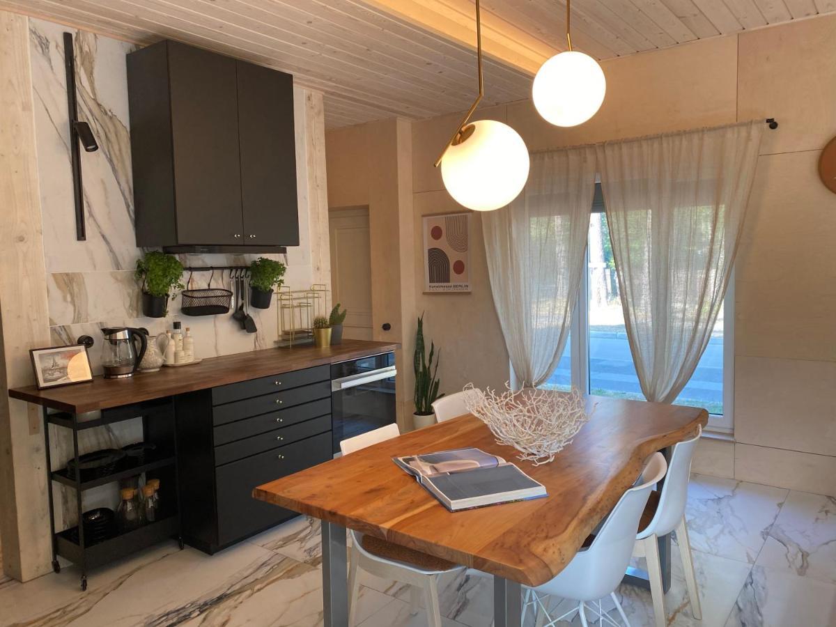 Cozy Beach House Jūrkalne Eksteriør billede